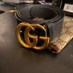 Black leather GUCCI Belt
